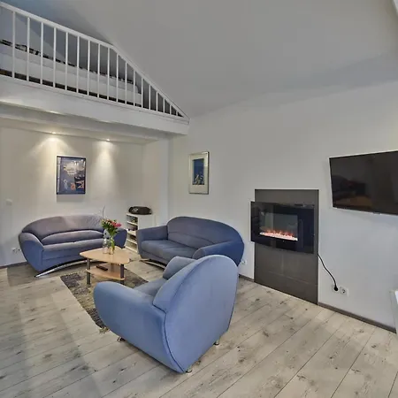 Modern With Terrace Holiday home